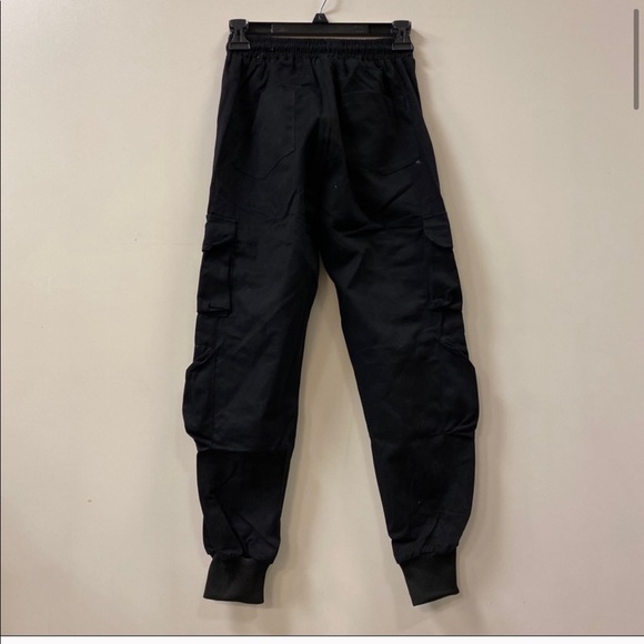 Black Zaful Cargo Pants - Picture 4 of 4